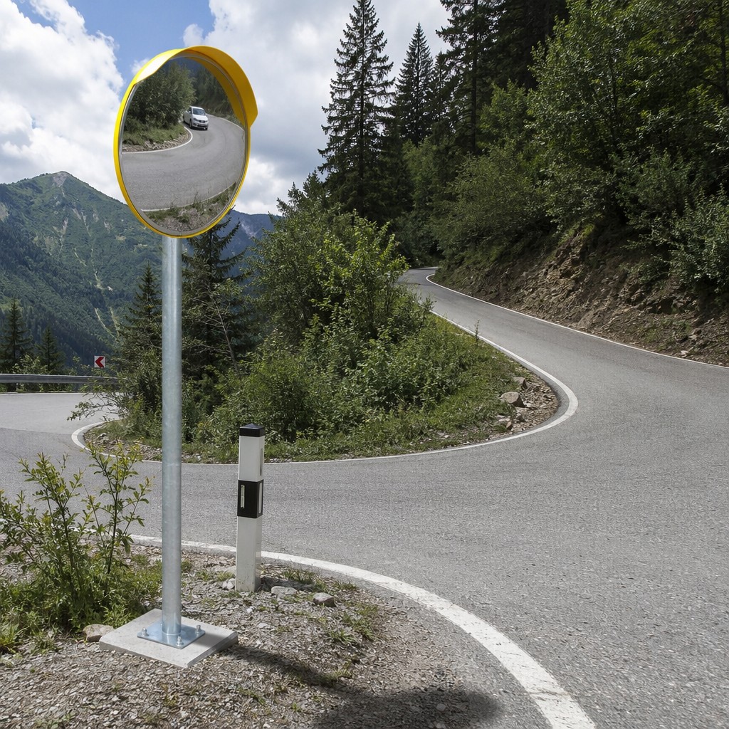Outdoor Convex Road Turn Mirror (Pole-Mounted) in real scene